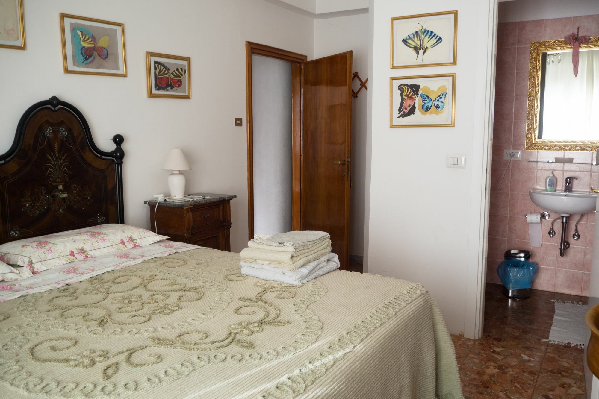 A B C Bologna In B&B Exterior photo